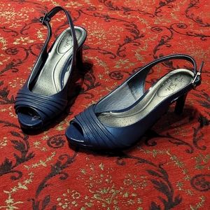Lifestride slingbacks